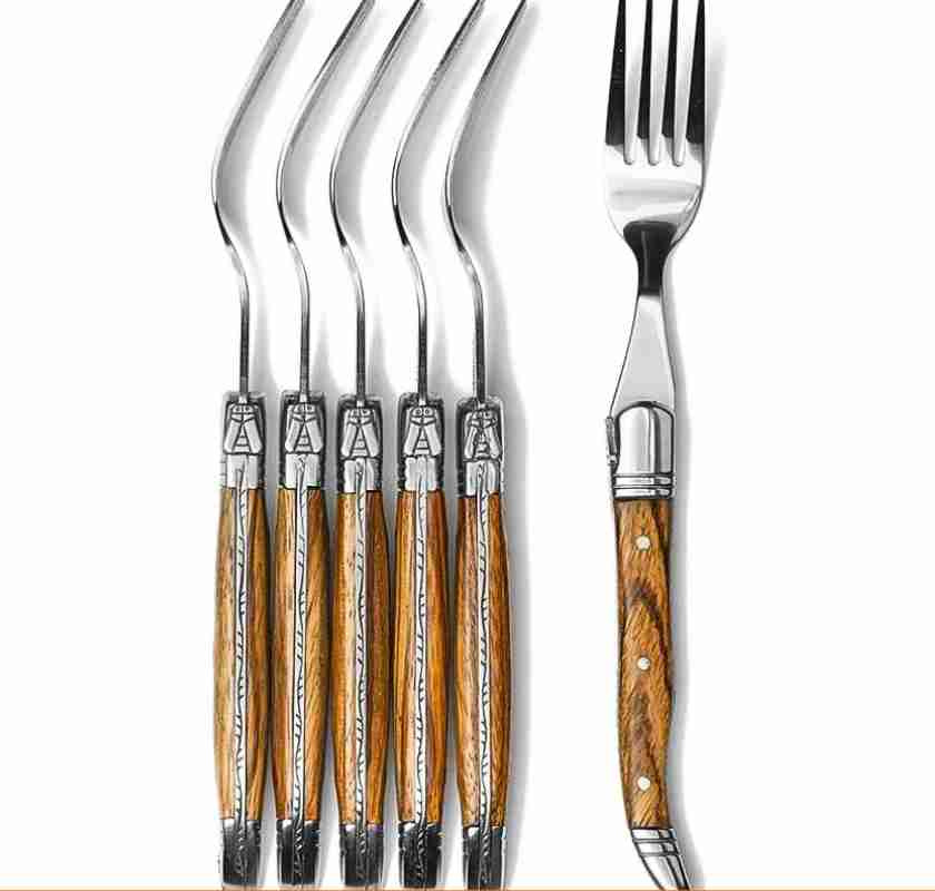 Laguiole gafflar med handtag av tr� 5 p� sidan och 1 st p� ryggen