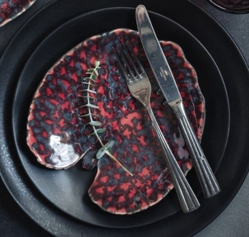 N�ckrosblad tallrik 18cm granatr�d