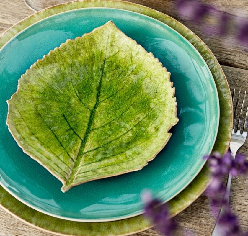 costa nova riviera blad tallrik gr�n p� turkos