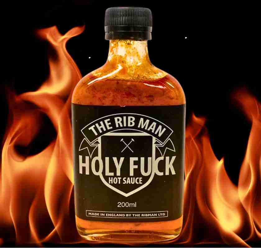 Holy Fuck The Rib Man I bbq-s�s i glasflaska mot eldsl�gor