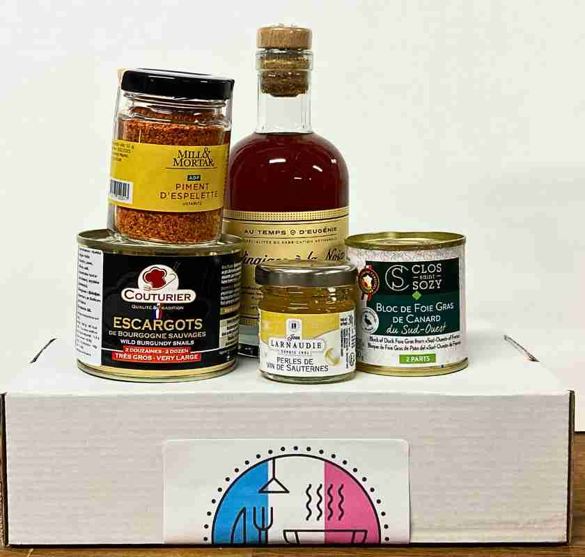 Lilla franska kittet med delikatesser