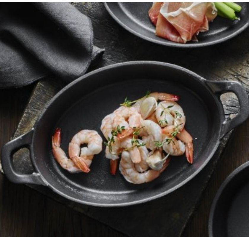 oval gjutj�rnsform med r�kor