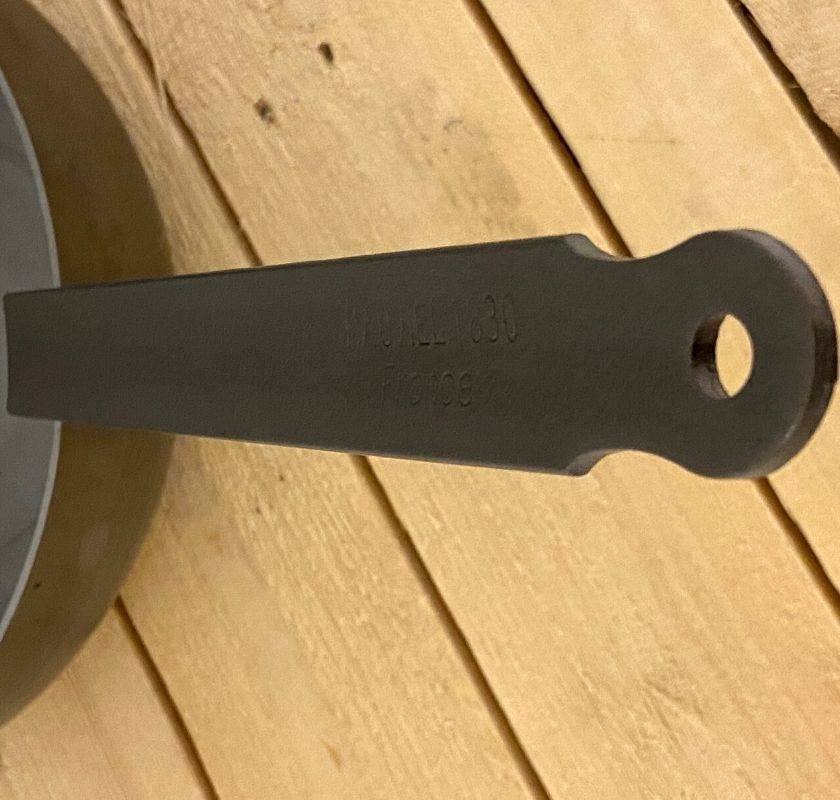 Sauteuse-panna rundad i kolst�l Mauviel M'Steel