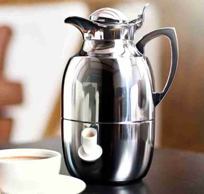 Juwel termoskanna black p� frukostbricka