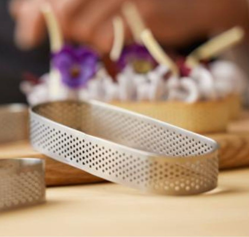 Oval t�rtring perforerad