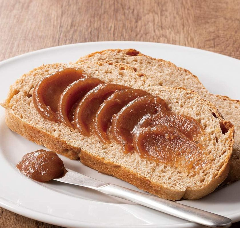 Kastanjepur� s�tad p� sm�rg�s