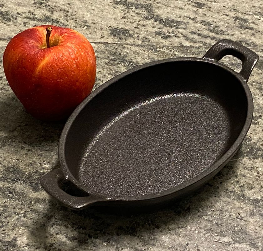 Minipanna i gjutj�rn oval mindre Pillivuyt 