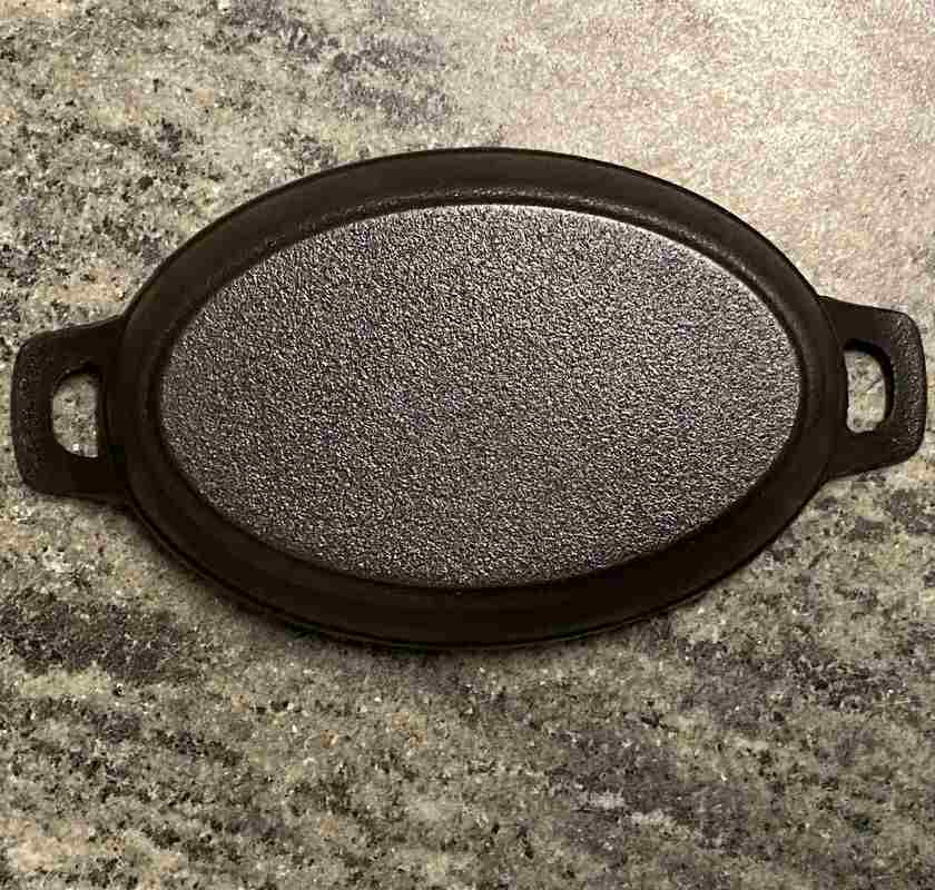 Minipanna i gjutj�rn oval mindre Pillivuyt 