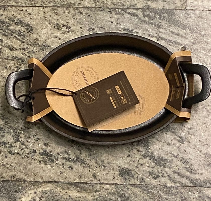 Minipanna i gjutj�rn oval mindre Pillivuyt 