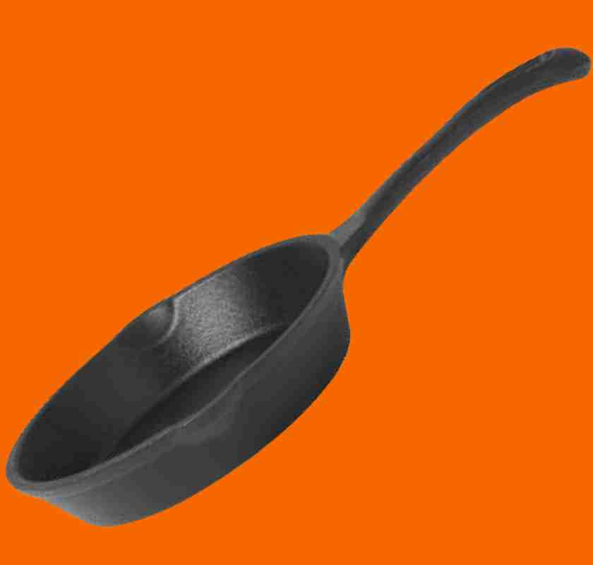  Minipanna i gjutj�rn rund med pip 1 st mot orange bakgrund