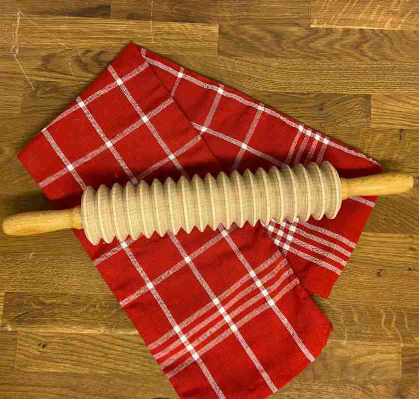 Randkavel i tr� med breda sp�r