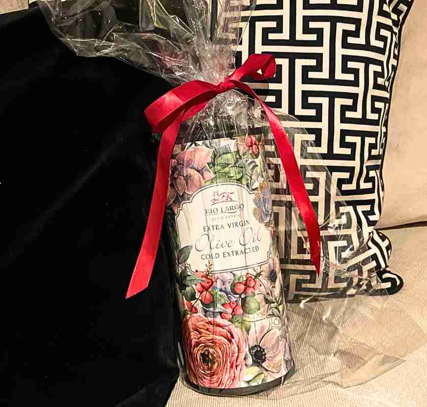 Extra virgin olivolja Rio Largo blommig som present