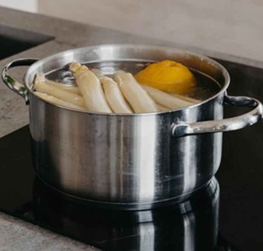 Sparris i gryta Mathias Dahlgren f�r Culimat 3 liter