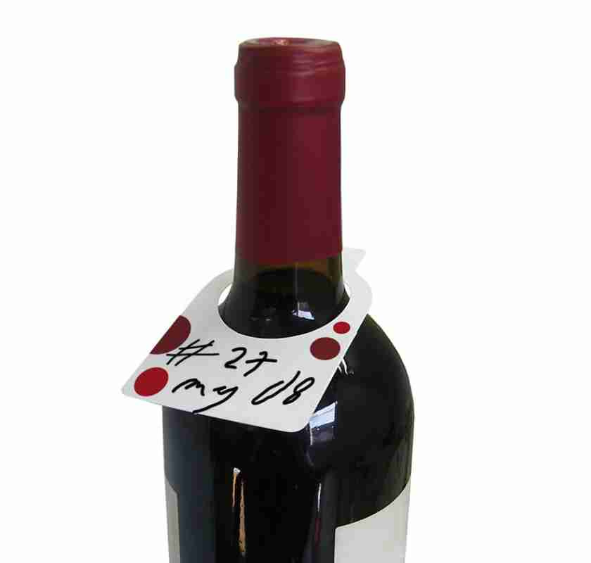 Flasketikett p� r�dvinsflaska