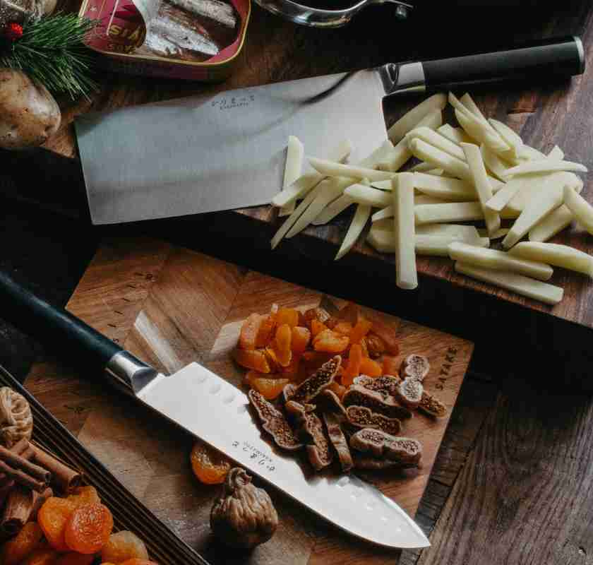 Kinesisk hacka och Santoku i set 2 delar fr�n Karimatto