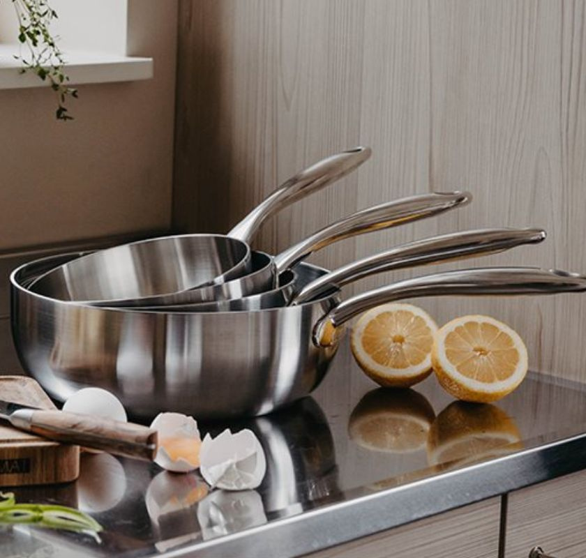 Sauteuser flera i varandra fr�n Mathias Dahlgren 