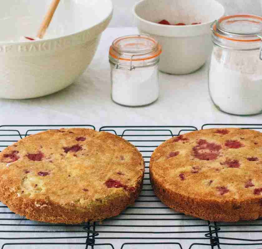 Avsvalningsgaller hopf�llbart med 2 sockerkakor