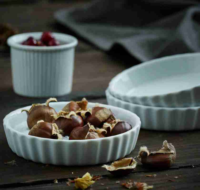 Liten pajform fr�n Pillivuet med kastanjer