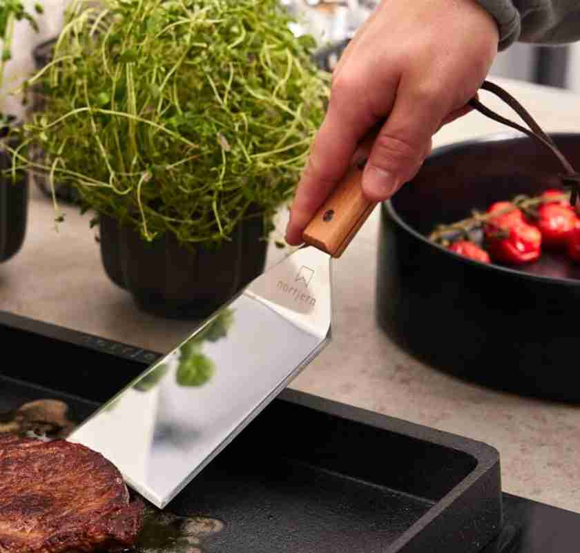 Hamburgerspade med fasad kant Norrjern