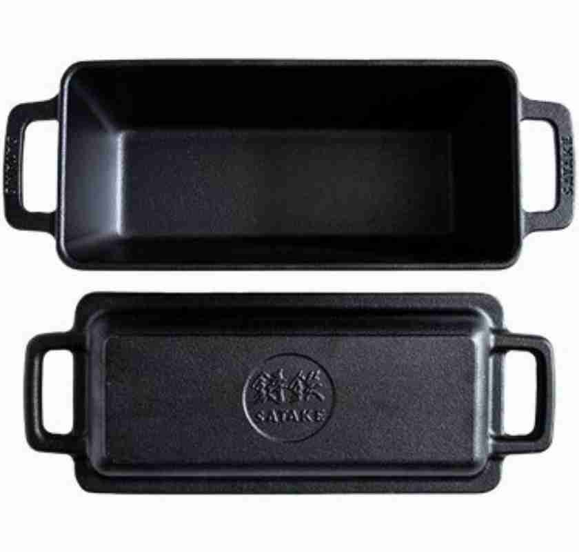 Br�dform i gjutj�rn med lock Satake frilagd ovanifr�n