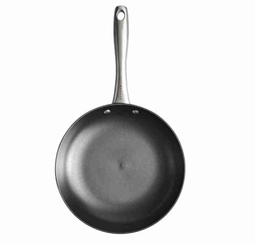 Satake Pure Pan stekpanna i h�rdat gjutj�rn 24 cm frilagd bild