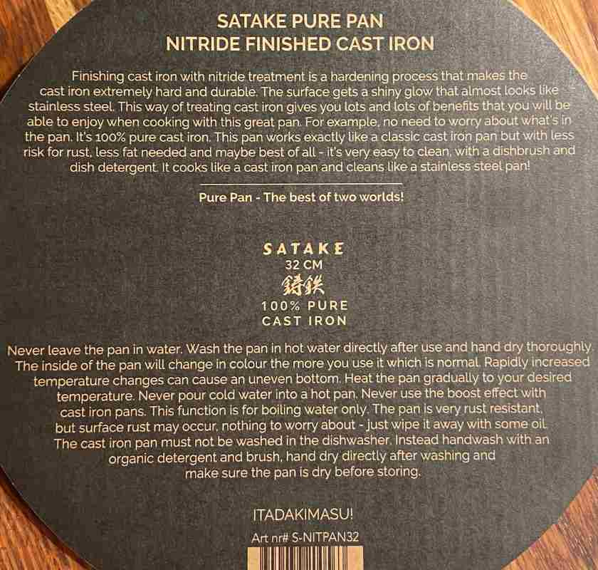 Satake stekpanna Pure Pan text p� f�rpackningen