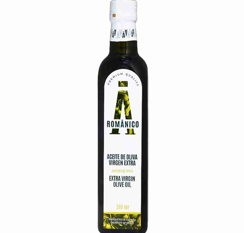 Flaska med extra jungfrulig olivolja, 500 ml. Designad med en vit och gr�n etikett som inkluderar produktens namn.